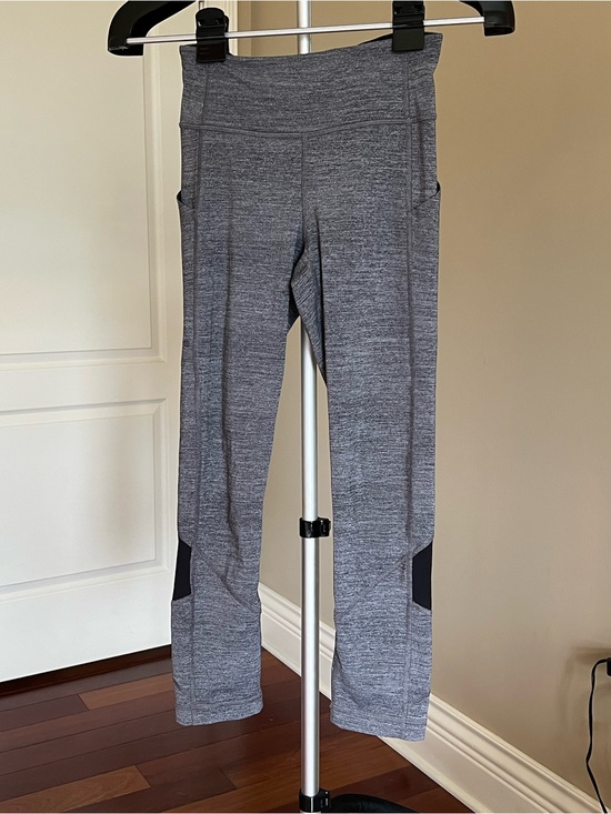 lululemon athletica Pants - Lululemon Speed Up Crop Leggings 2 Grey Space Dye Black Pockets Size 2